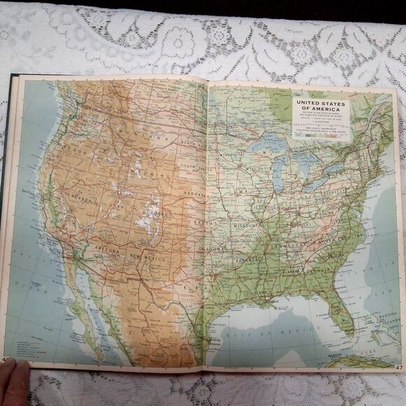 Reader's Digest Great World Atlas Third Printing 1969 2nd Ed  w/  Dust Cover - Picture 14 of 16